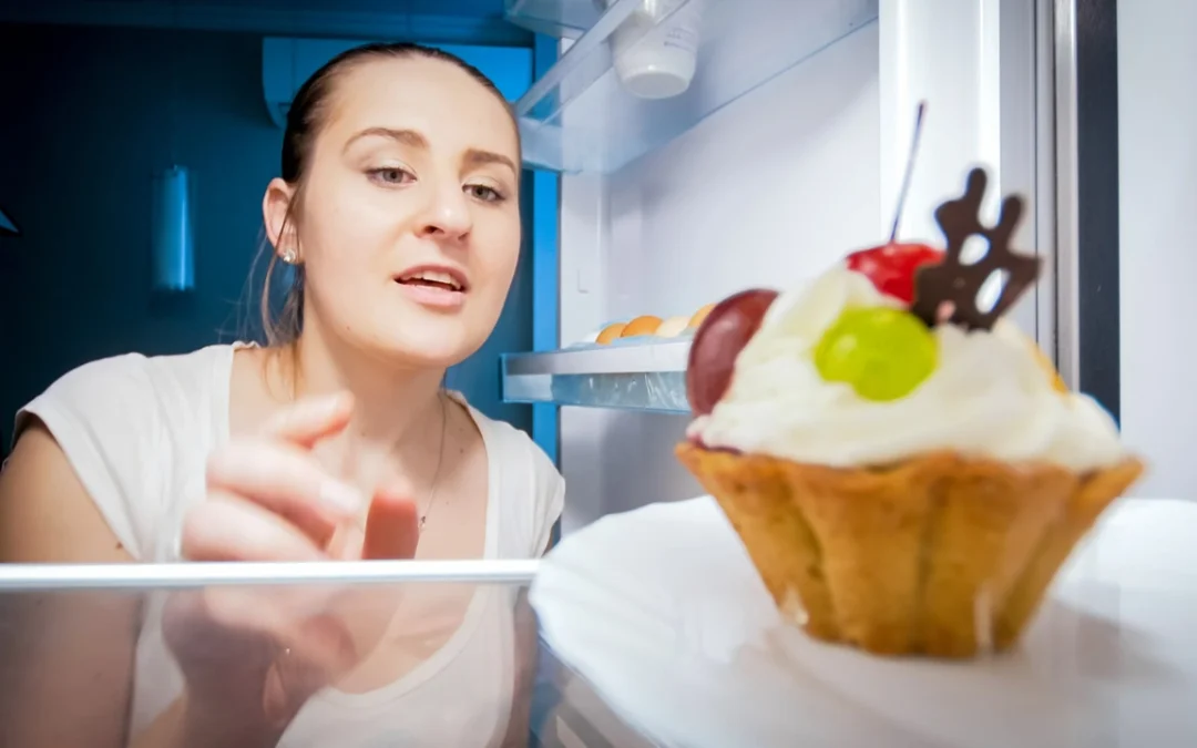 Por que você sente fome o tempo todo? Médica diz o que fazer