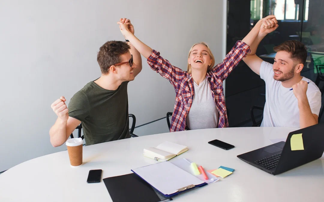 Dá para ser feliz no trabalho? Nestas empresas é possível, sim