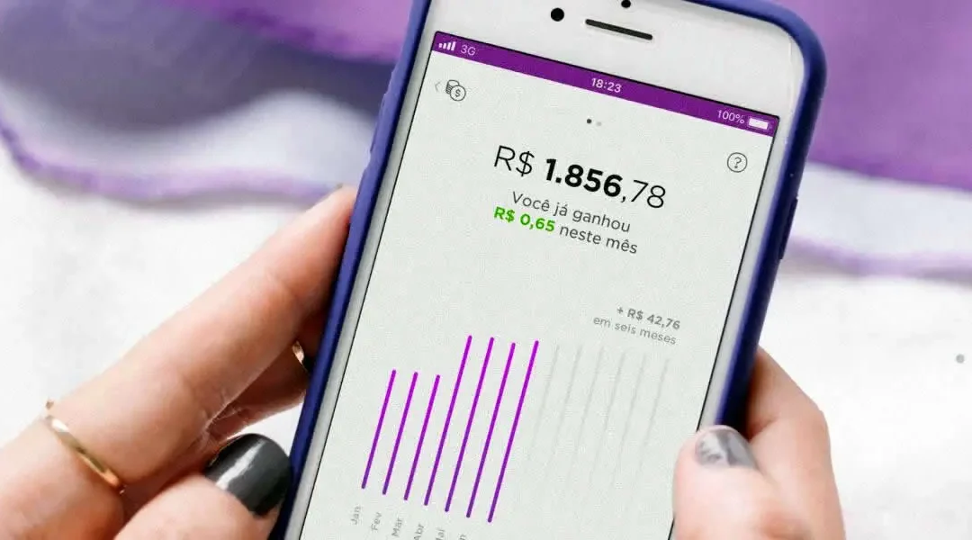 Nubank permite adicionar saldo em conta usando limite do cartão: veja como