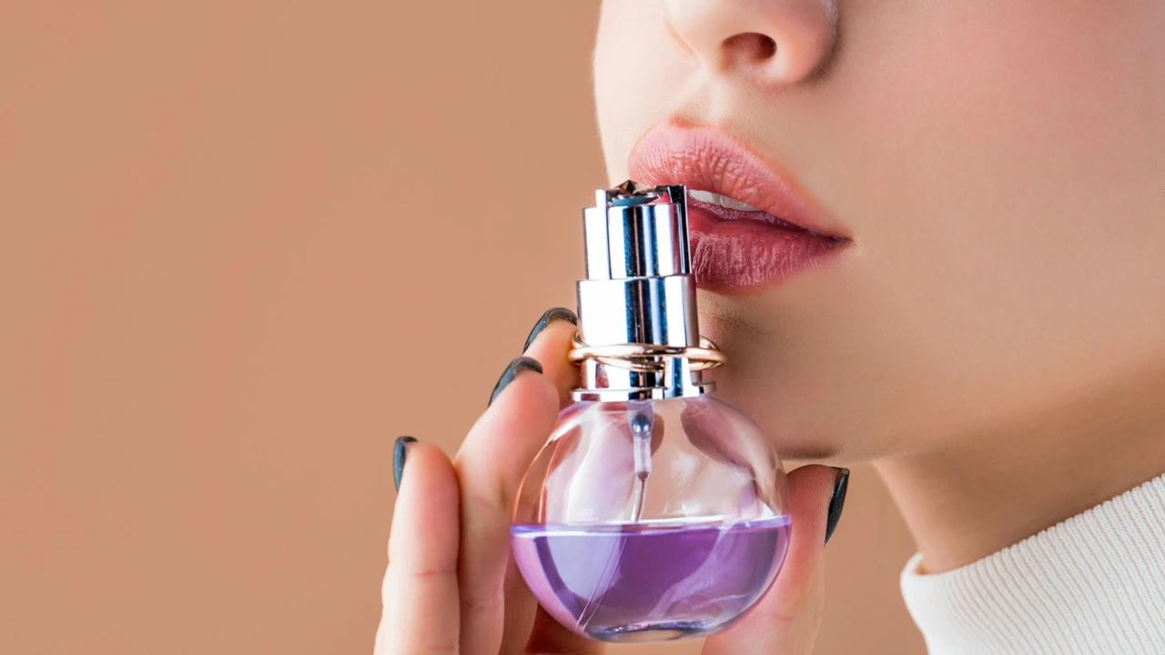 Perfumes femininos da O Boticário com alta fixação.